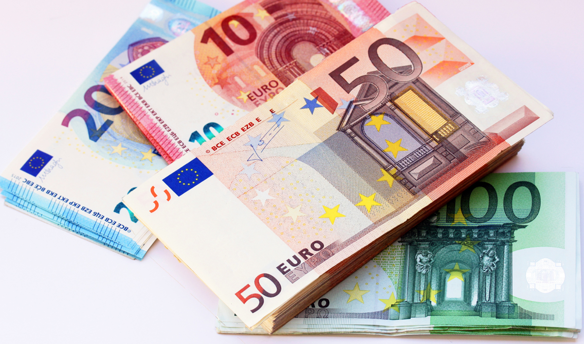 Ukraine’s premature euro changeover: more risks than benefits