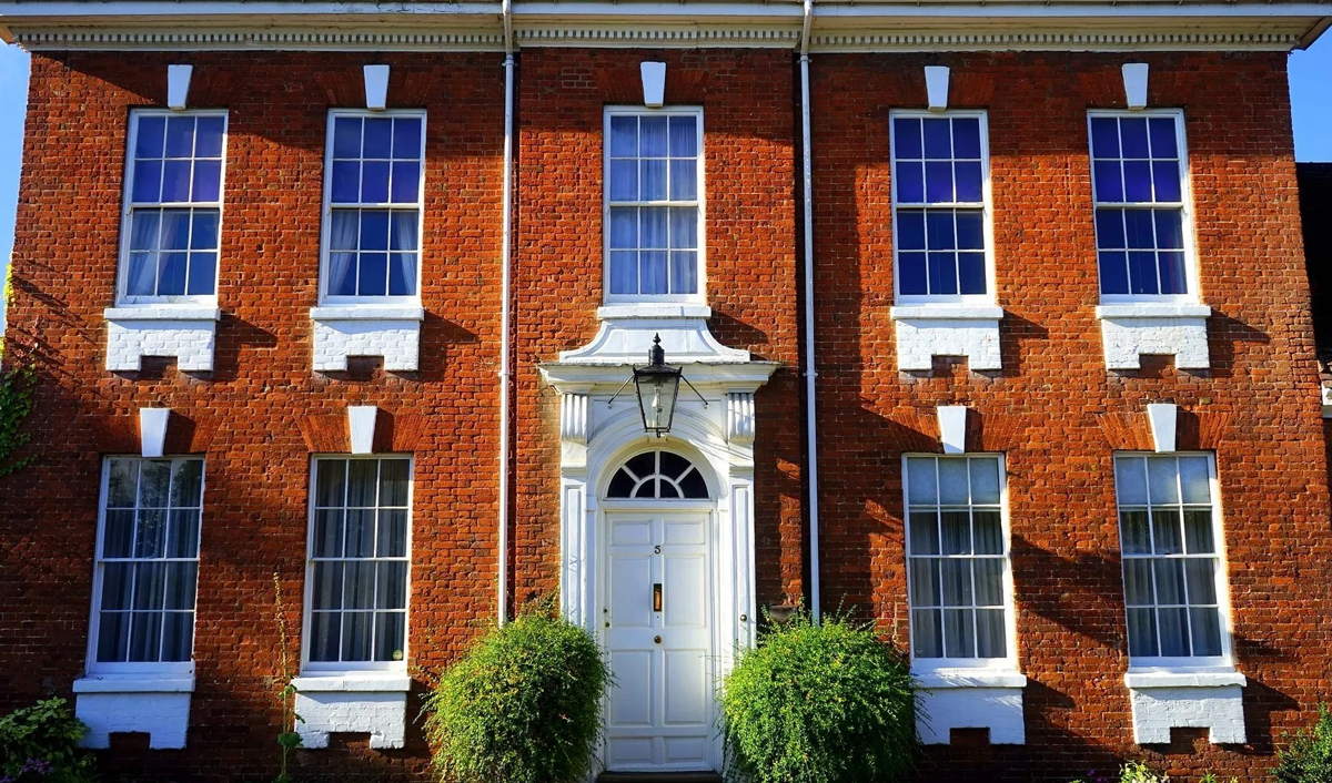 England bans gas in new homes from 2028