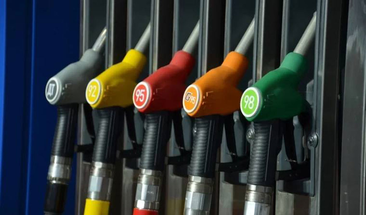 Motorina a devenit mai ieftină, iar prețul benzinei continuă să crească