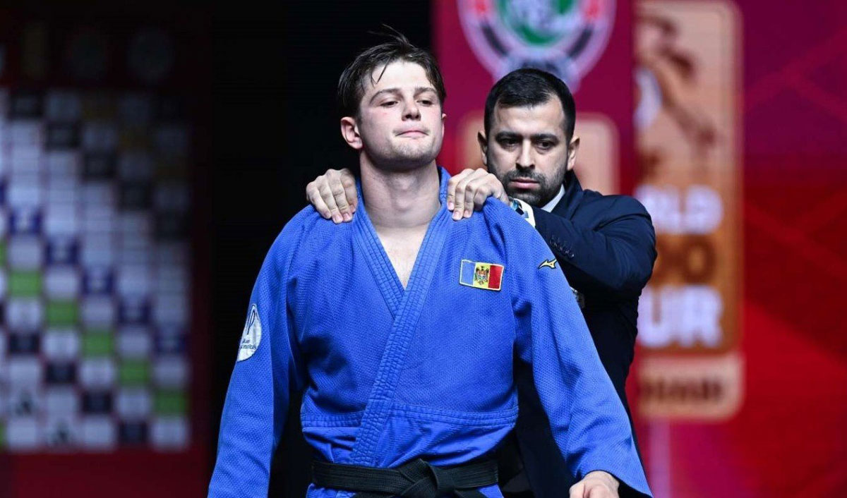 Four Moldovan medalists of the European Judo Cup