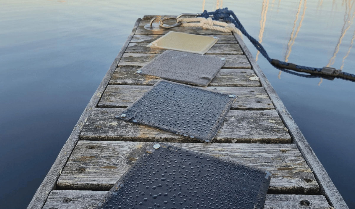 A fost găsit un substitut pe bază de rumeguș pentru polimerii din petrol