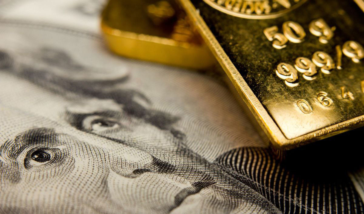 Precious metals market: strong dollar puts pressure on gold