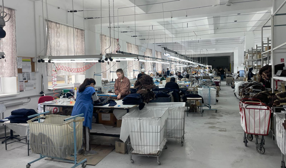 Producătorii cer anularea taxelor la importurile de materii prime