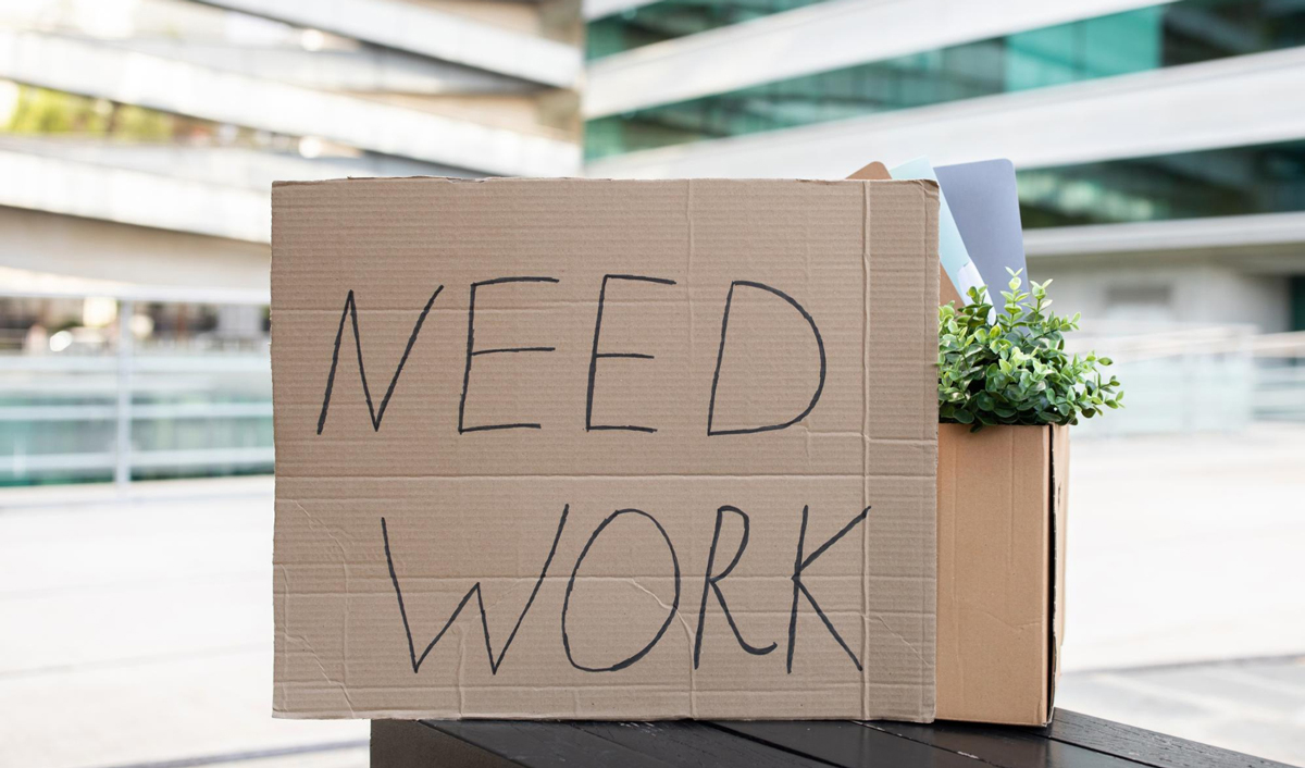 Unemployment and mass layoffs on the rise in Poland