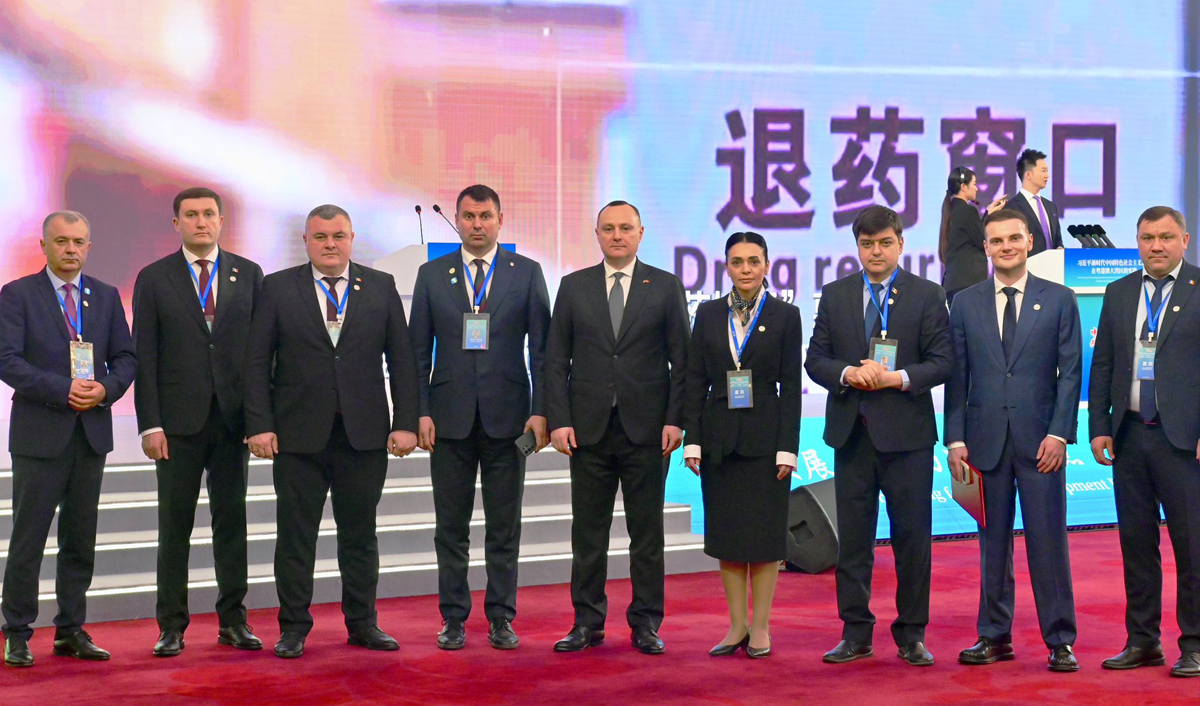 Huawei, the Greater Bay Area, luminous skyscrapers: what else surprised Moldovan MPs in China