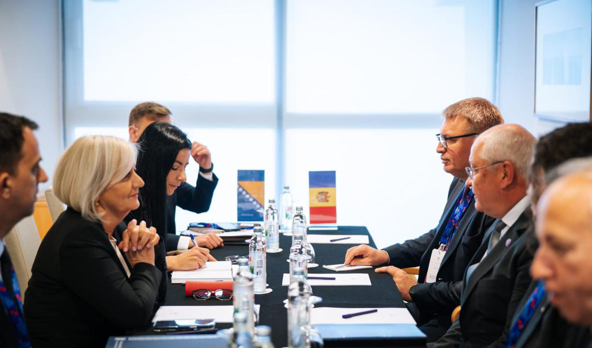 Alexandru Munteanu: Moldova este gata să împărtășească experiența integrării europene cu Bosnia și Herțegovina