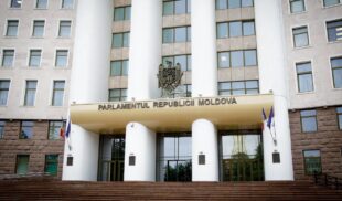 1614-650852377_1381163090716355_6658715095730831686_n Parlamentul Republicii Moldova