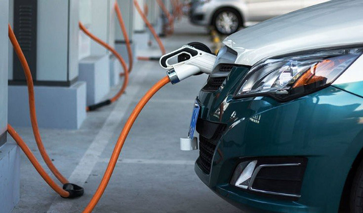 În Moldova, segmentul mașinilor electrice și hibride a crescut cu o treime