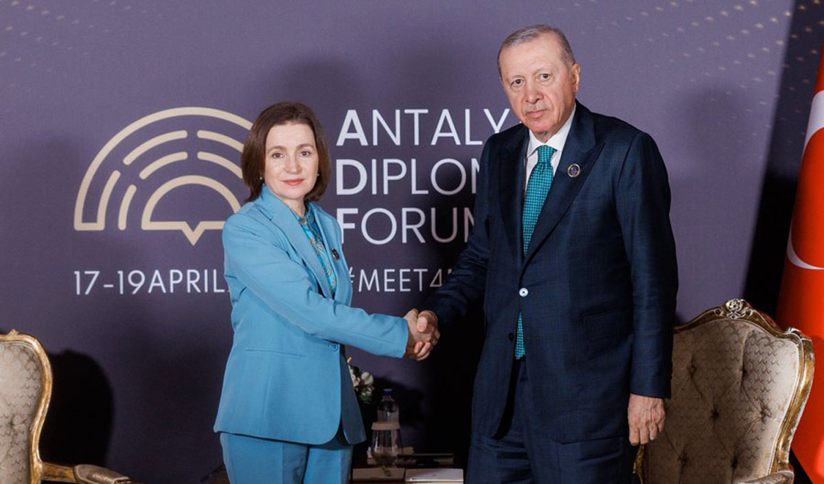 Майя Санду лаконично рассказала об участии в Анталийском дипломатическом форуме