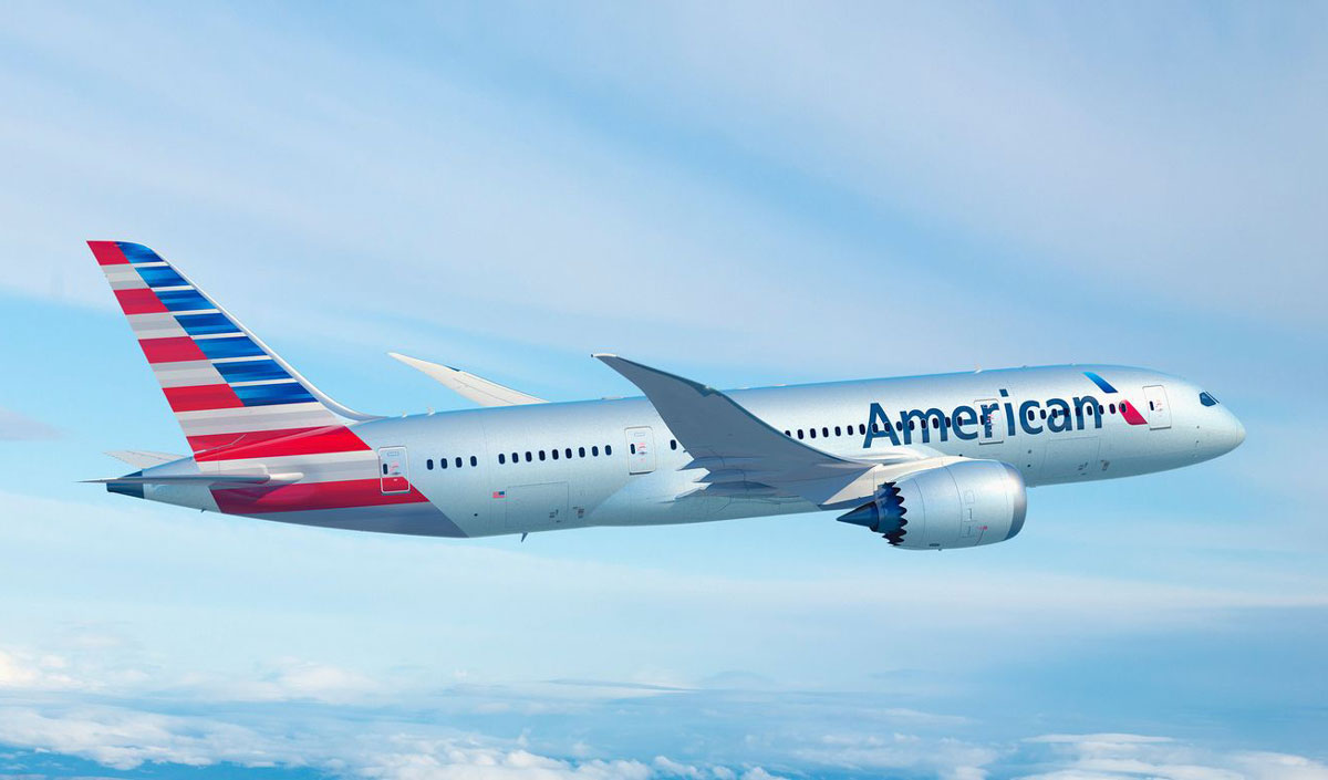 American Airlines va conecta internetul prin satelit Starlink până în 2027