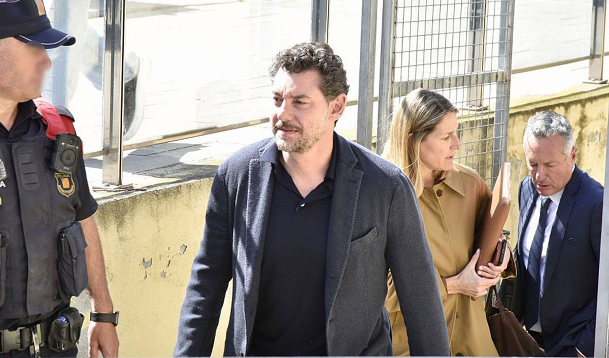 Fiul fondatorului Mango părăsește tribunalul după o arestare importantă