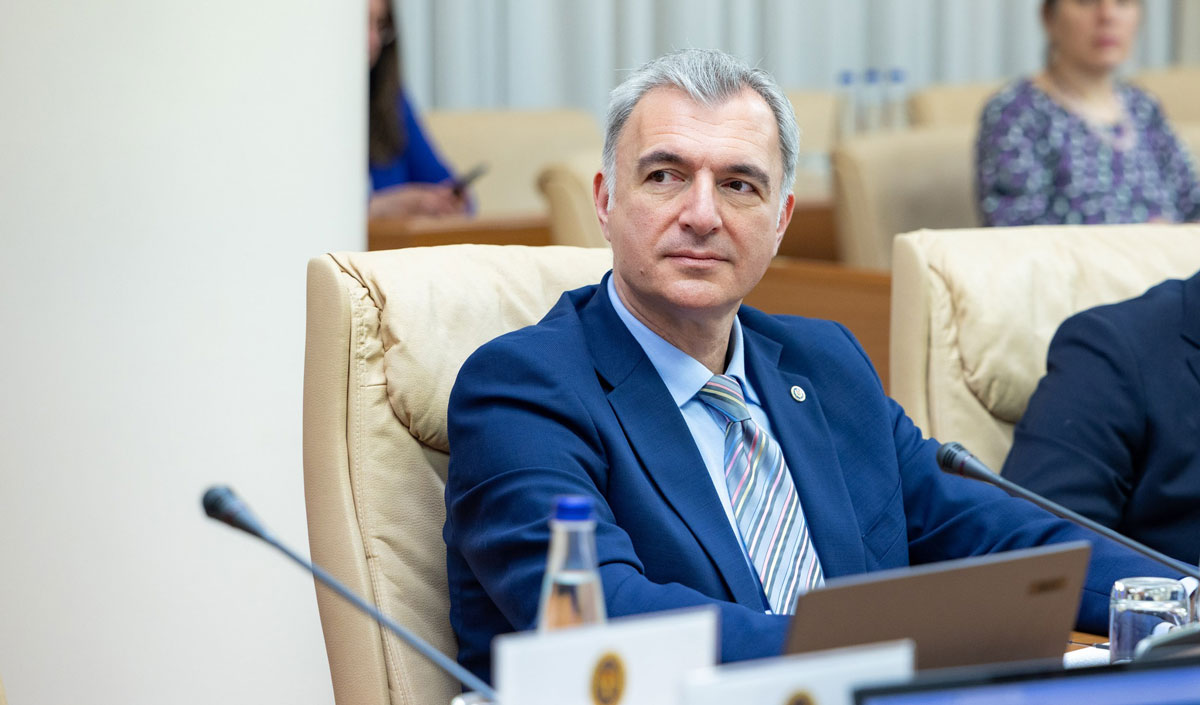 Eugeniu Osmochescu denied information about “300,000 migrants”