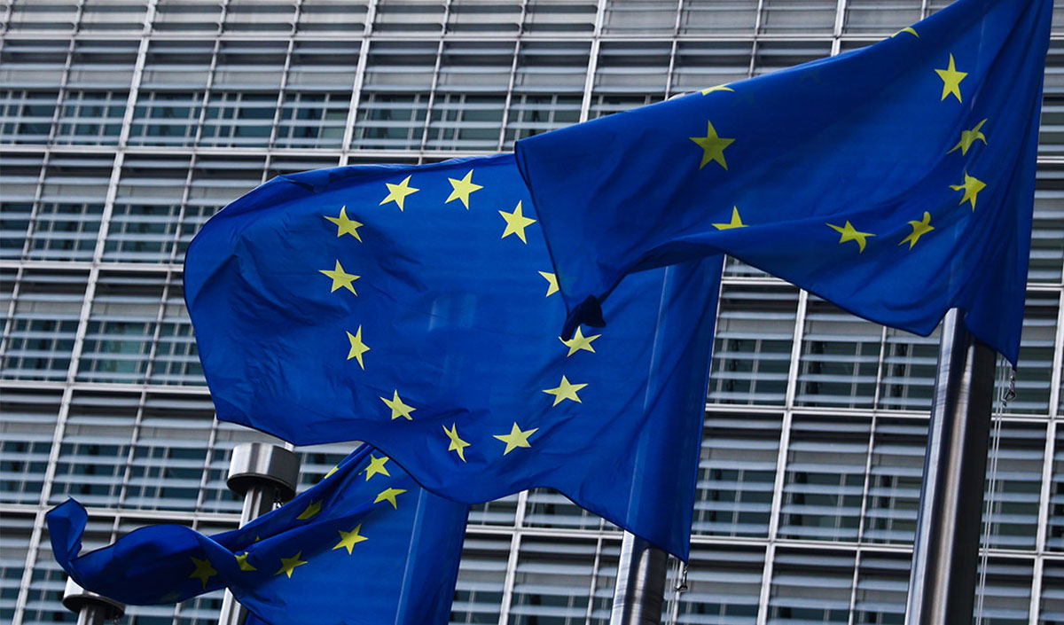 Comisia Europeană este supusă unei presiuni sporite din cauza întârzierii interzicerii petrolului rusesc