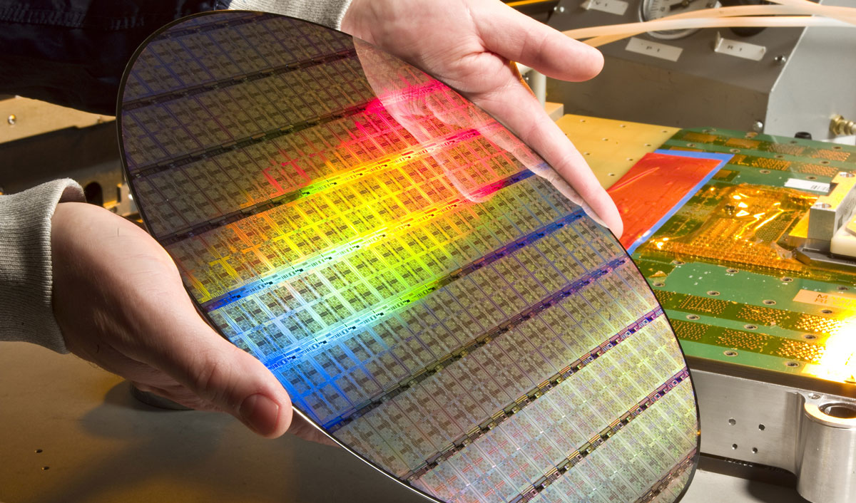 China accelerates localization of wafer production for AI chips