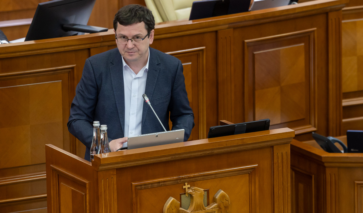 Șase din zece lucrători din agricultură muncesc informal, fără protecție socială
