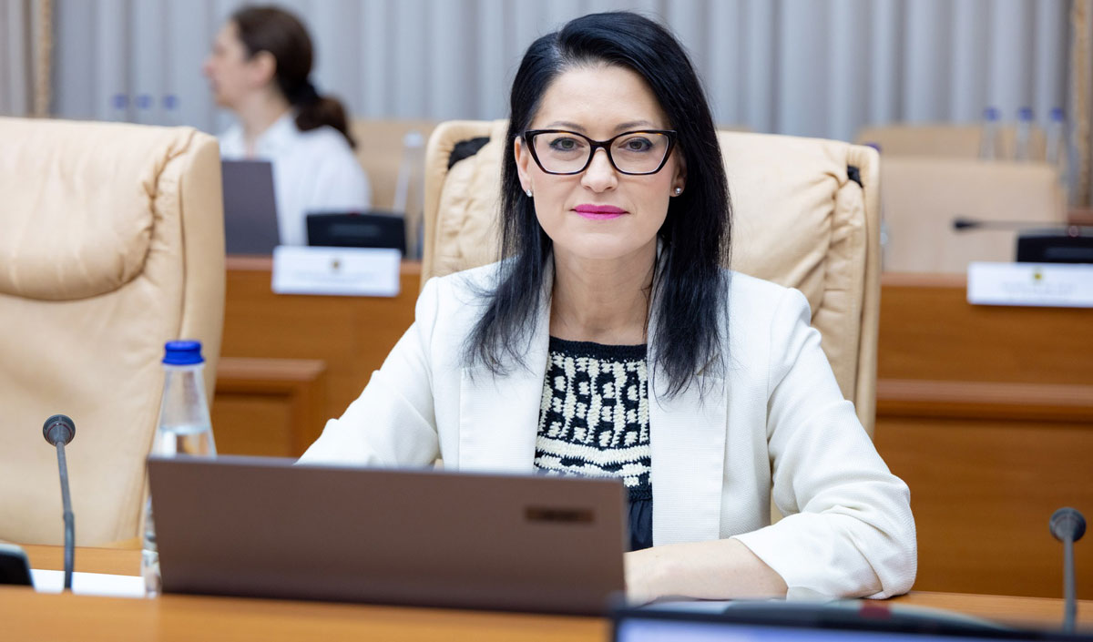 Госслужащих защитят от абьюза