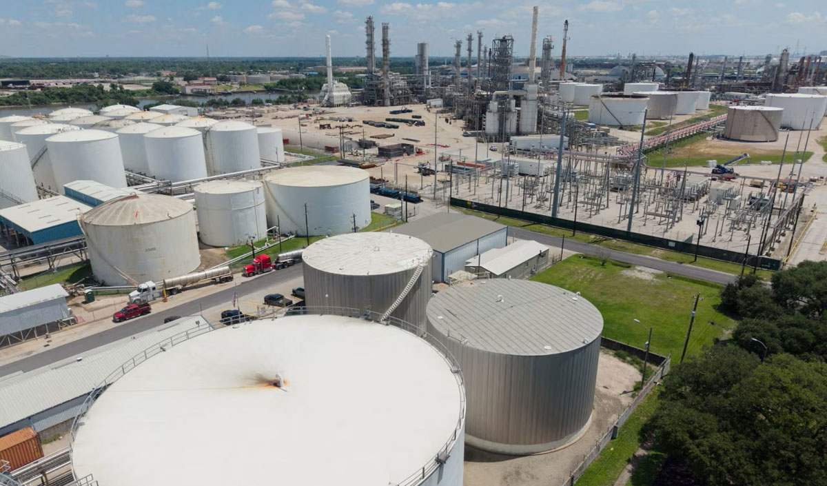 Goldman Sachs: global oil inventories shrinking at record pace
