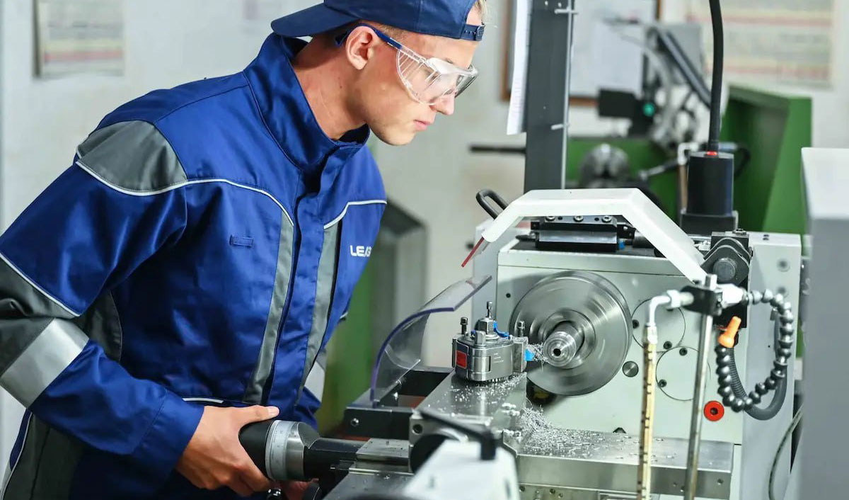 In Moldova, compensation for dual training reaches 50%