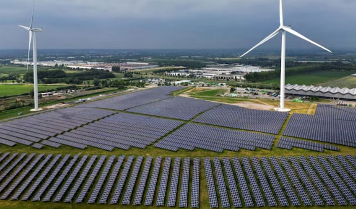 Wind and solar have overtaken gas in generating electricity globally