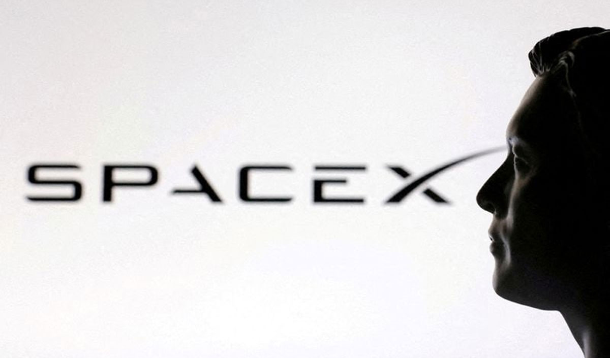 SpaceX wins $4.16 billion contract for threat detection satellites
