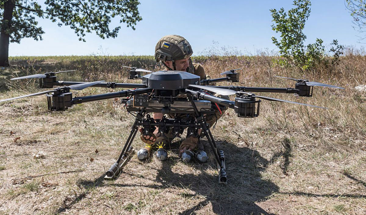 U.S. and Ukraine prepare agreement on joint drone production – CBS News