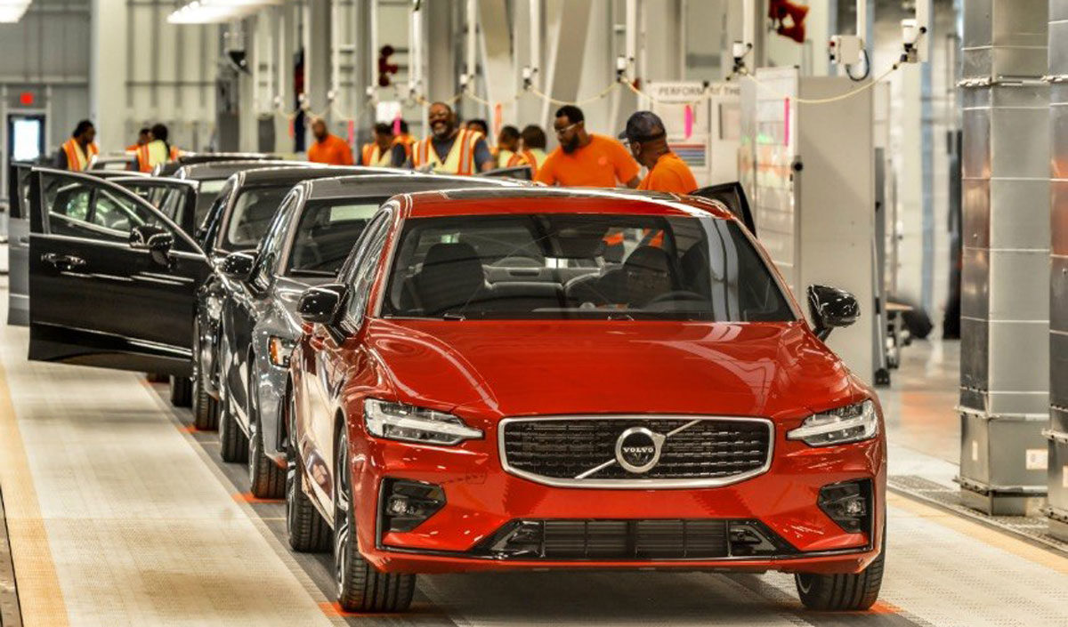 Volvo ocolește restricțiile SUA privind importurile de mașini inteligente