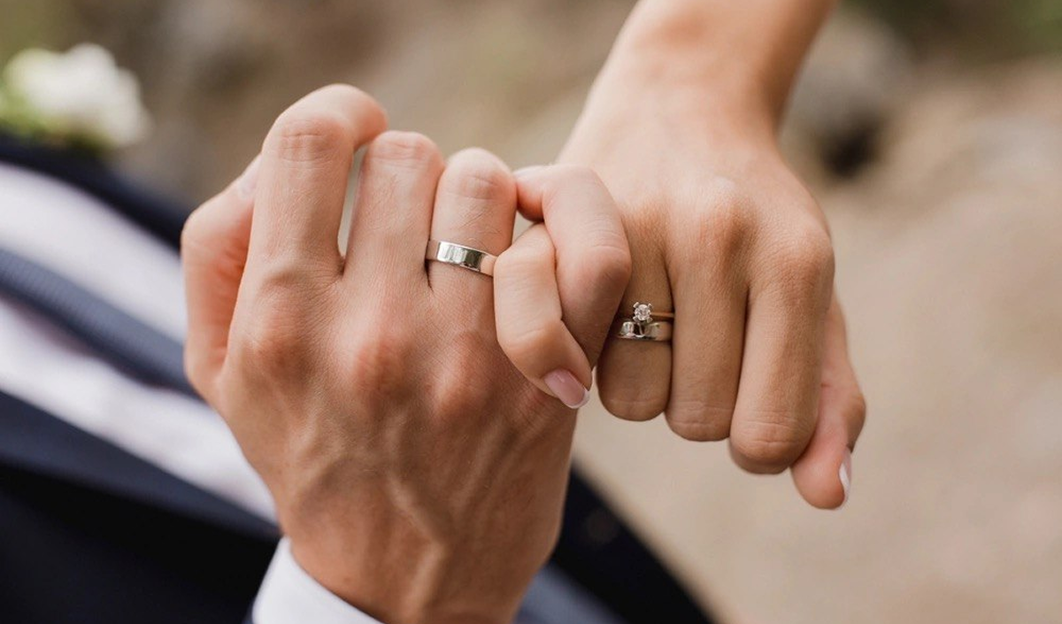Georgia is shutting down a scheme to obtain residency permits through sham marriages
