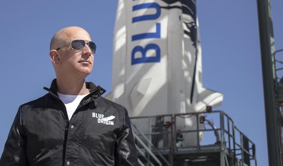 Jeff Bezos: colonizarea Lunii va contribui la salvarea Pământului