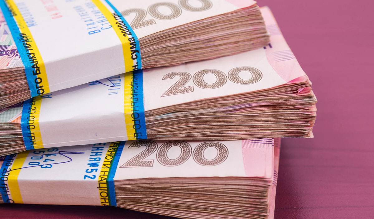 Ucraina a descoperit o schemă la scară largă de transfer de bani în străinătate