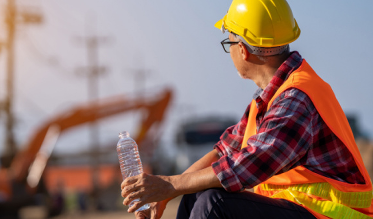In Romania, employers will be fined for failing to comply with heat safety measures