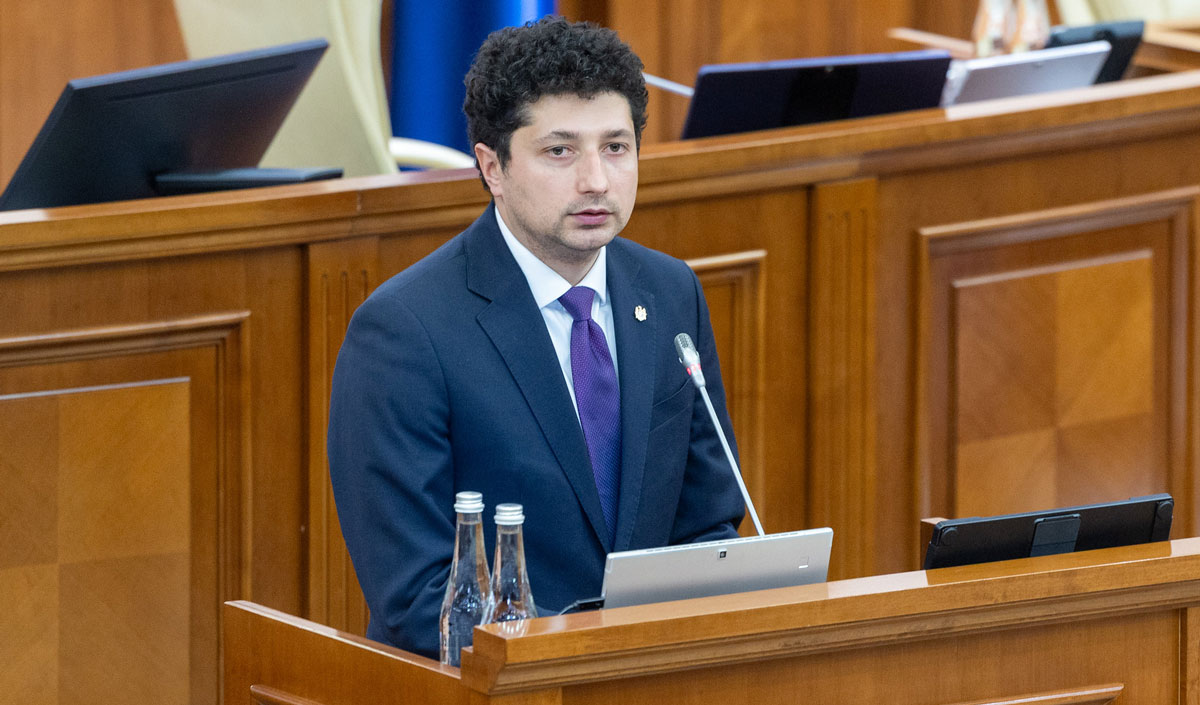 Radu Marian și-a dat demisia