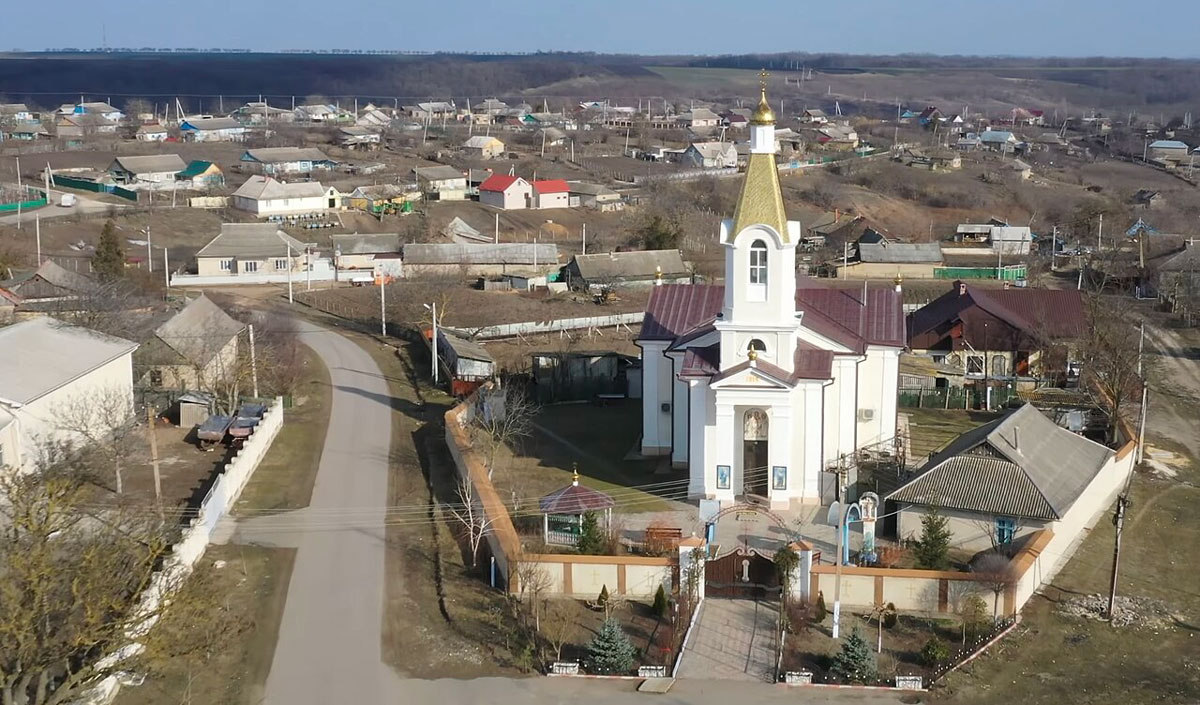 Locuitorii satului Batîr se opun fuziunii