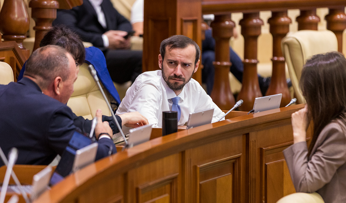 Chaos reigns in the management of state-owned enterprises