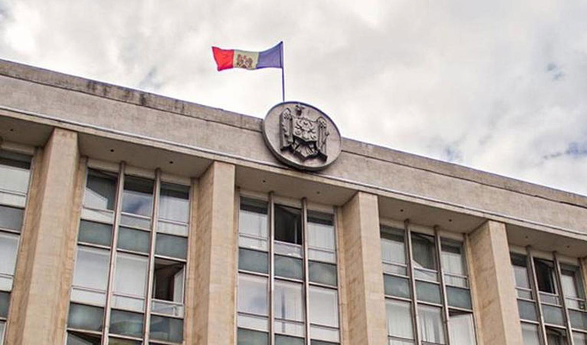 Autoritățile intenționează să introducă licențierea importurilor de cereale sub presiunea fermierilor
