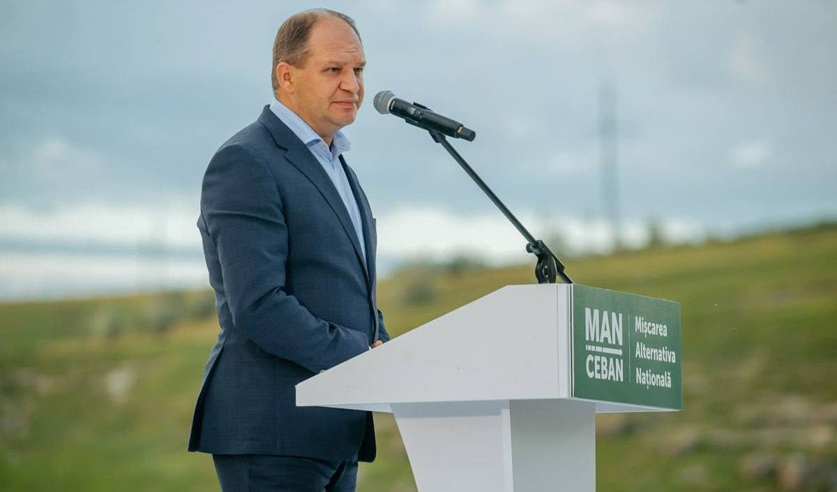 Чебан требует проведения внеочередного заседания парламента