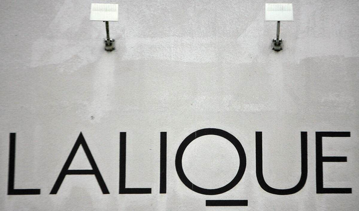 Exhibits worth up to 4 million euros were stolen from the Lalique Museum in France