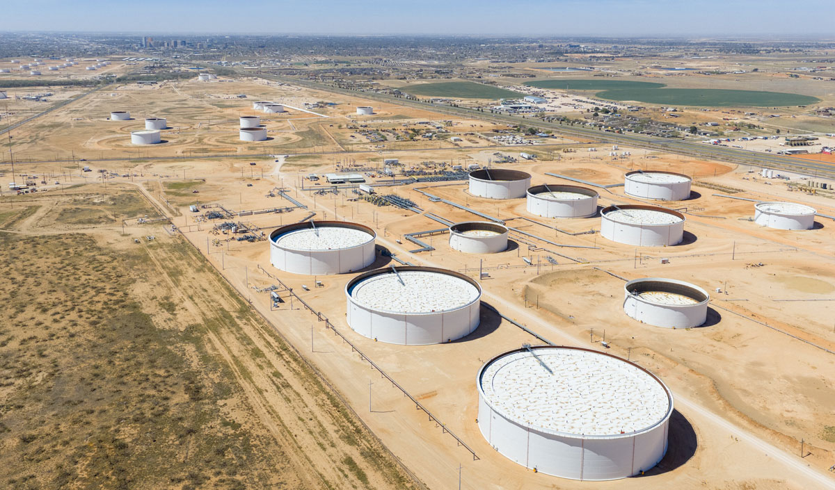 Мировые запасы нефти на критически низком уровне – МЭА