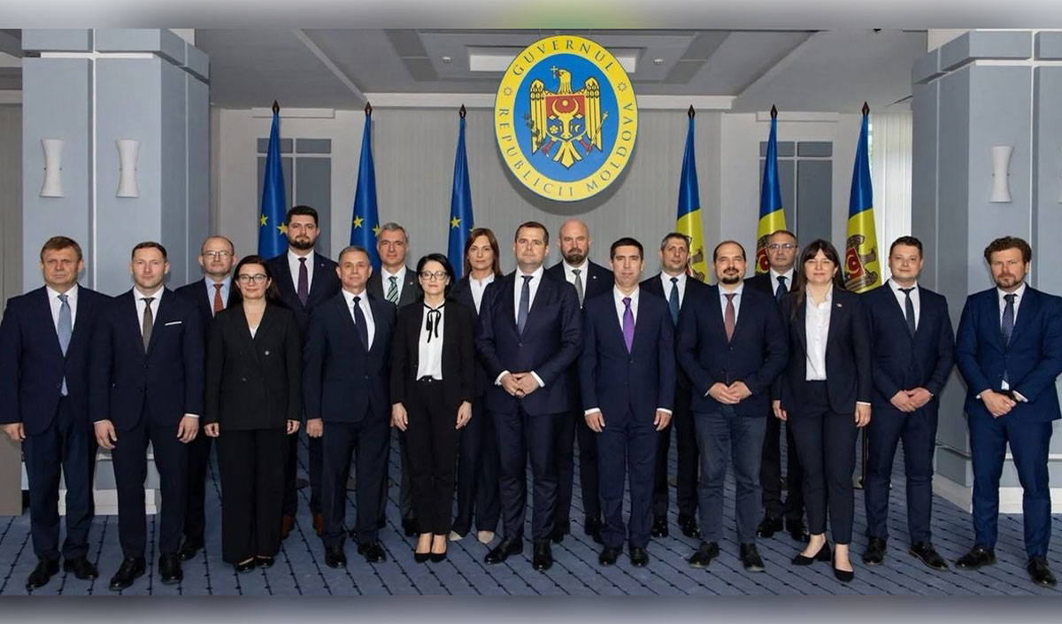 Guvernul condus de Vasile Tofan a depus jurământul  