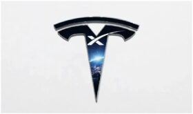 Tesla și SpaceX Tesla și SpaceX