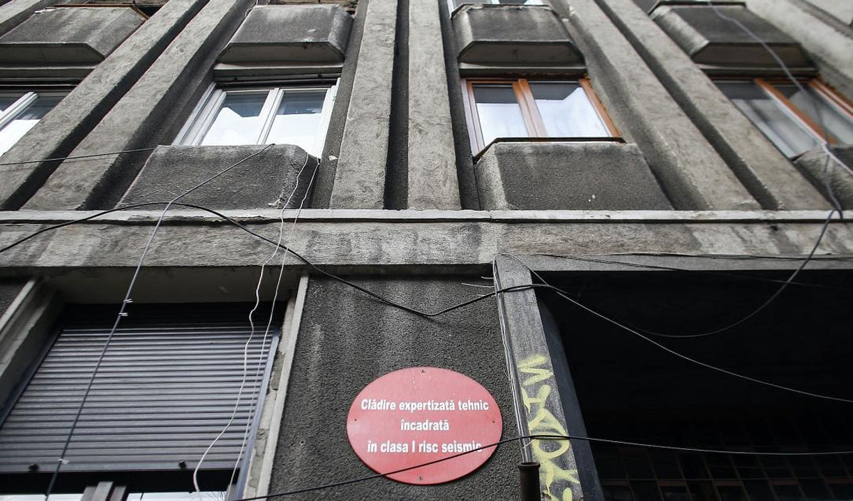 Airbnb and Booking.com offer accommodations in earthquake-prone buildings in Bucharest