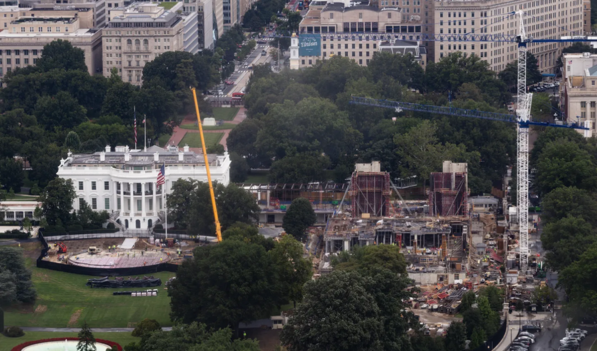 Instanța l-a obligat pe Trump să oprească construcția sălii de bal de lângă Casa Albă