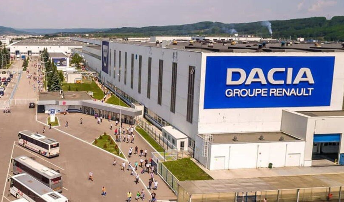 Producătorii auto români Dacia și Ford au suspendat producția