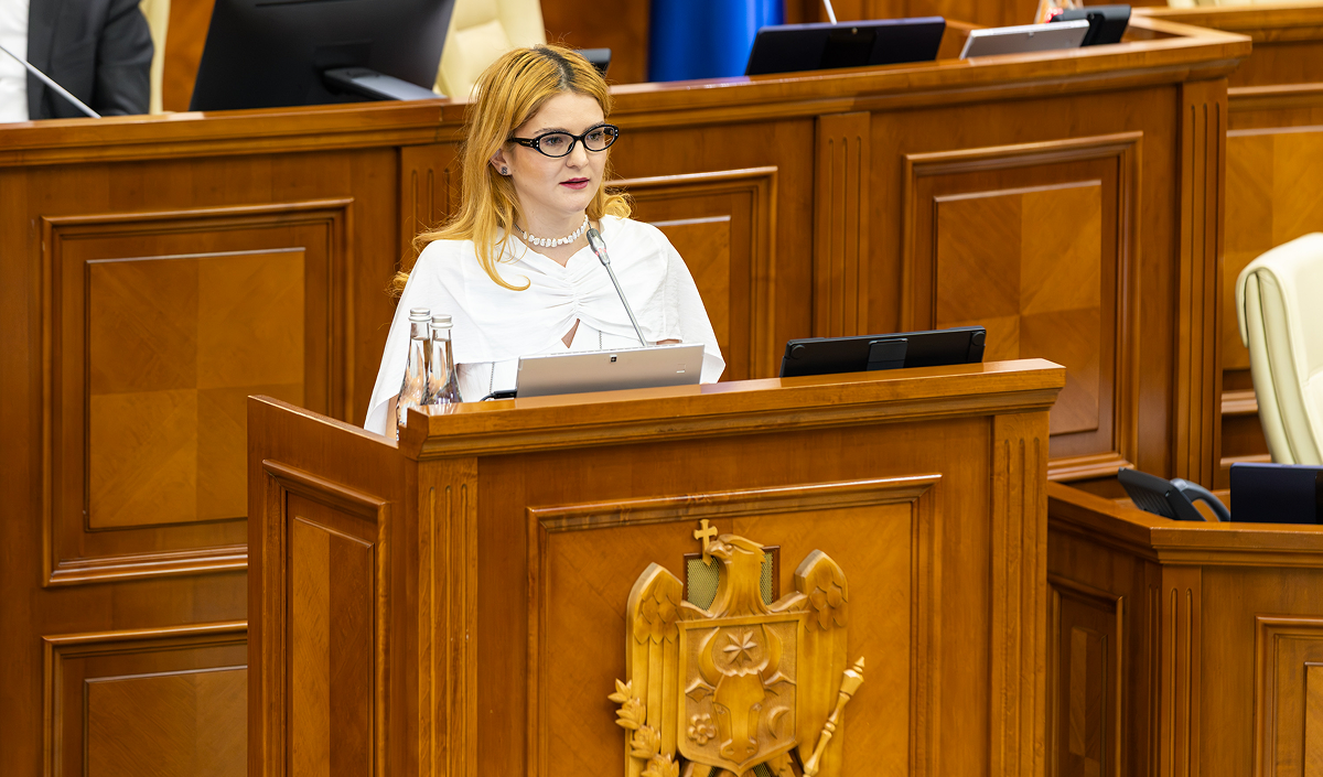 Parlamentul a aprobat în prima lectură noua lege privind depozitarii centrali