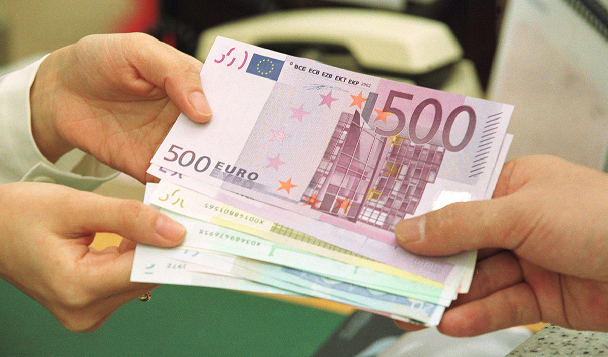 Лимит валютных операций без разрешения НБМ вырастет до 250 тыс. евро