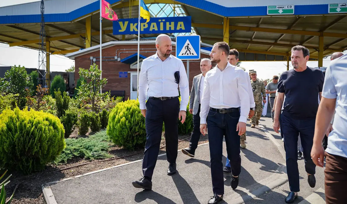Moldova va furniza Ucrainei 20 de locomotive