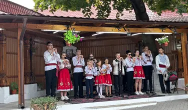 Moldova mea – leagăn de flori VII Moldova mea – leagăn de flori VII