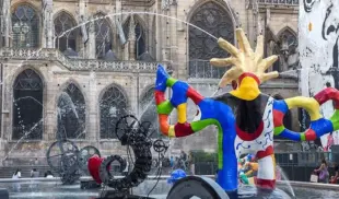 Fântâna Stravinsky din Paris Fântâna Stravinsky din Paris