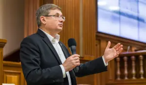 După discuțiile purtate de Sandu și Tofan cu Magyar, Grosu pleacă la Budapesta