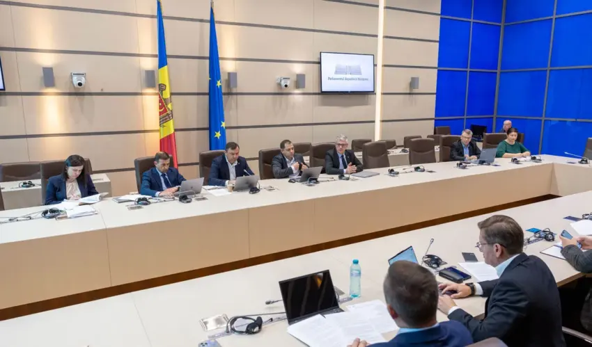 Moldova vrea să rezolve la nivel național cazurile care ar putea ajunge la CEDO comisia parlamentară