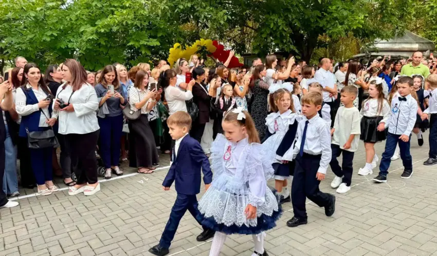 In Moldova, more than 27,500 Year 1 pupils are starting the new academic year for the first time September 1st